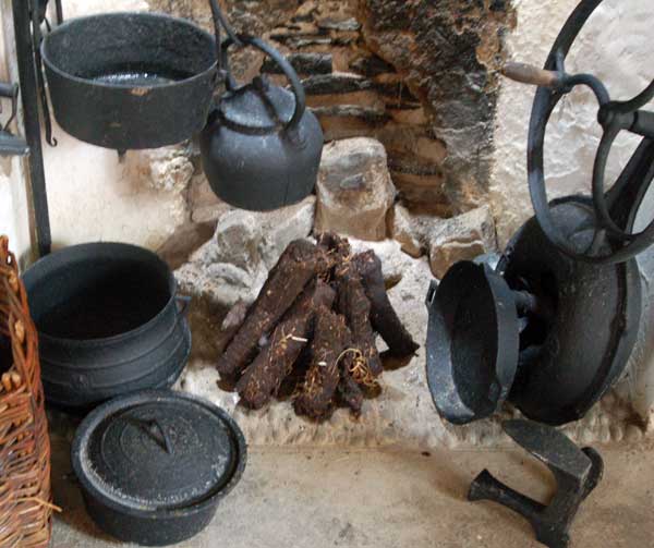 Traditional Irish Cooking Pots Image
